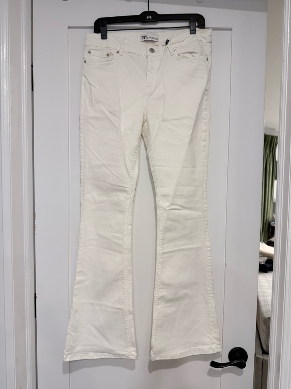 Zara White Women's Boot Cut Jeans